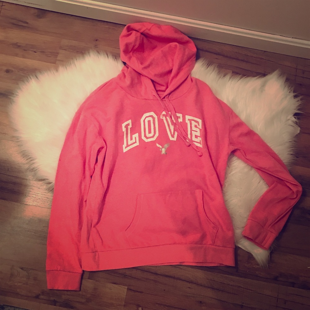 AE hoodie “ love “ only wore once!